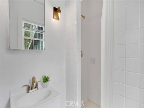 207 W Buffalo Avenue, Santa Ana, CA
