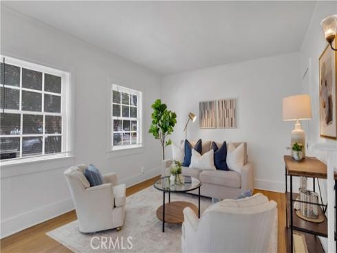 207 W Buffalo Avenue, Santa Ana, CA