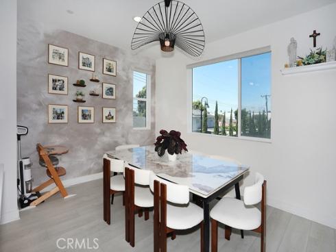 854 S Harbor Blvd , Santa Ana, CA