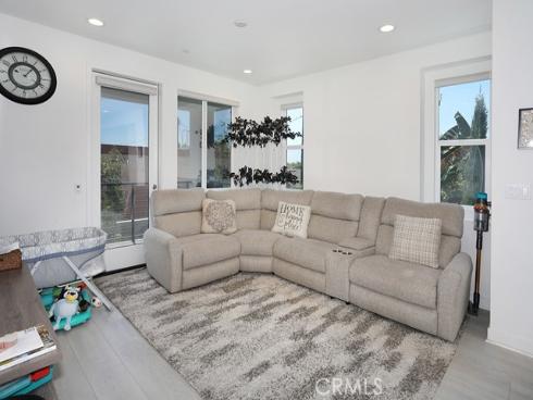 854 S Harbor Blvd , Santa Ana, CA