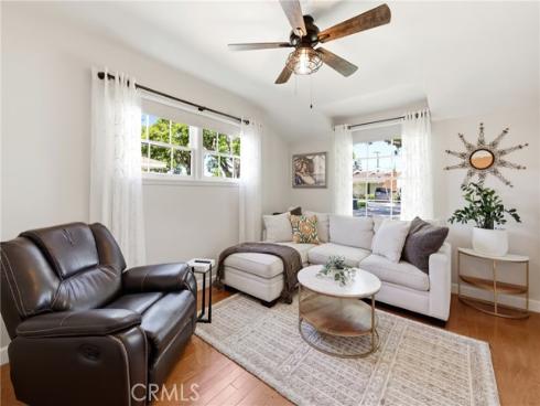 1206 West 18th Street , Santa Ana, CA