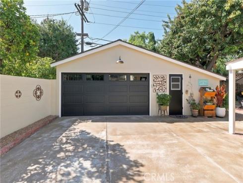 1206 West 18th Street , Santa Ana, CA