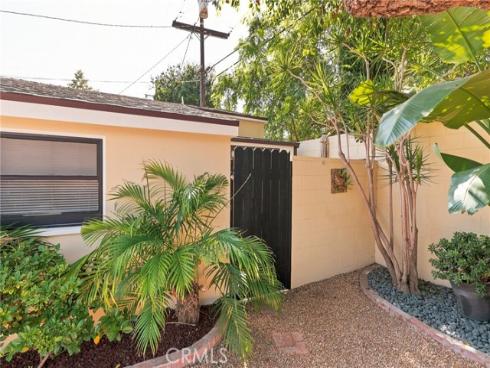 1206 West 18th Street , Santa Ana, CA