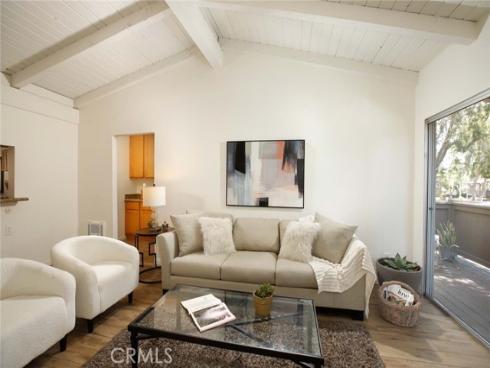 1345 Cabrillo Park F04