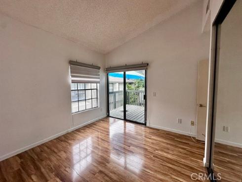2542 W Macarthur , Santa Ana, CA