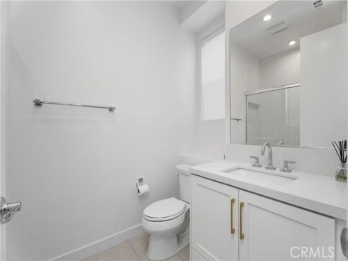651 S Lyon Street, Santa Ana, CA