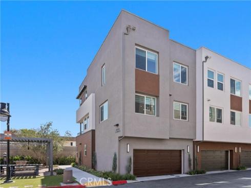 651 S Lyon Street, Santa Ana, CA
