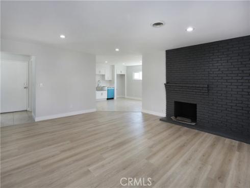 2105 W Hall , Santa Ana, CA