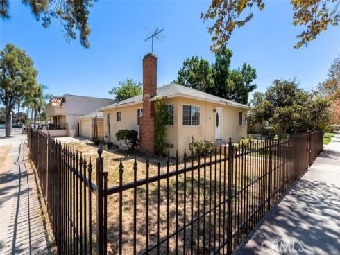 2101 S Sycamore , Santa Ana, CA