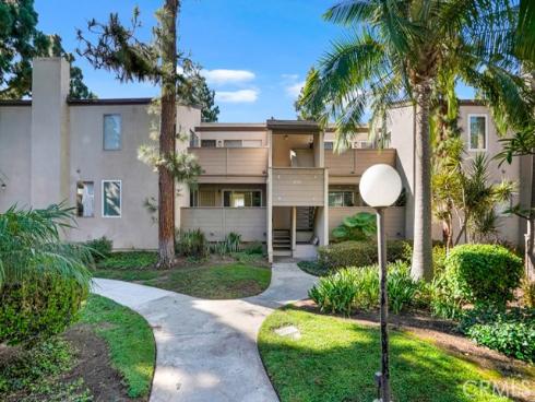 1270 Cabrillo Park , Santa Ana, CA
