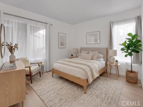 1270 Cabrillo Park , Santa Ana, CA