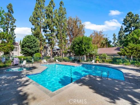 1270 Cabrillo Park , Santa Ana, CA