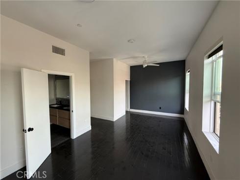 190 W 3rd Street, Santa Ana, CA