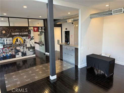 190 W 3rd Street, Santa Ana, CA