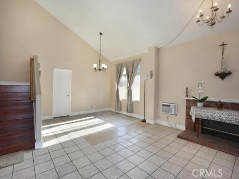 5214 W 3rd , Santa Ana, CA