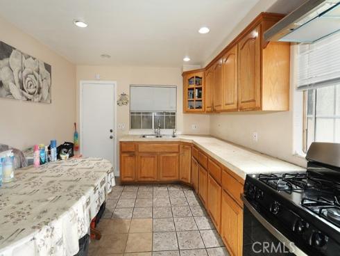 5214 W 3rd , Santa Ana, CA
