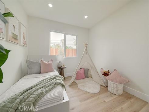 2113 S Forest , Santa Ana, CA