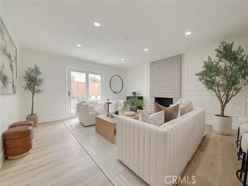 2113 S Forest , Santa Ana, CA
