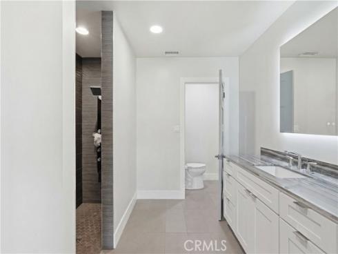 2215 N Spurgeon , Santa Ana, CA
