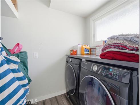 2215 N Spurgeon , Santa Ana, CA