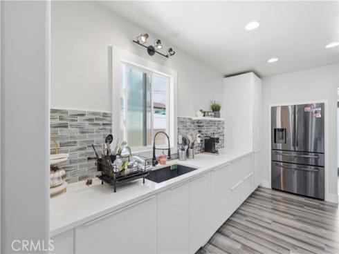 2215 N Spurgeon , Santa Ana, CA