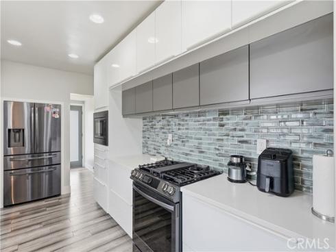 2215 N Spurgeon , Santa Ana, CA