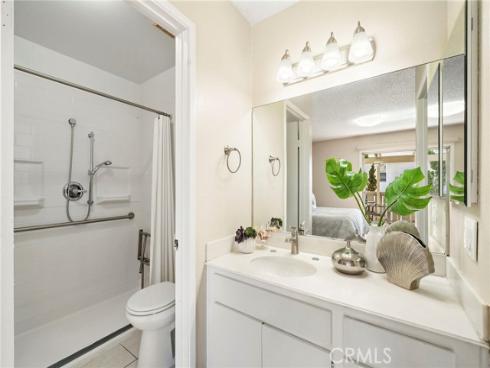 5134 W 1st D Street, Santa Ana, CA