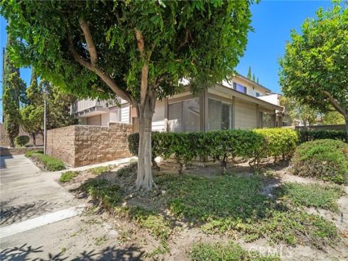 5134 W 1st  D  Street, Santa Ana, CA