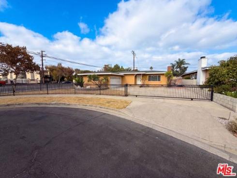 1426 S Rita Way, Santa Ana, CA