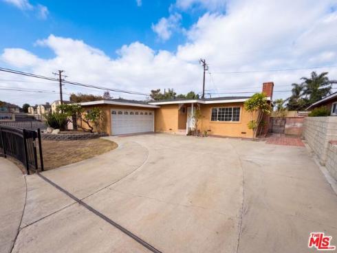 1426 S Rita Way, Santa Ana, CA