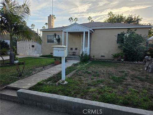 1906 S Broadway , Santa Ana, CA