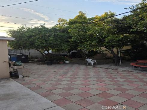 1906 S Broadway , Santa Ana, CA