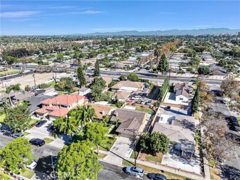 1115 W Stanford Street, Santa Ana, CA