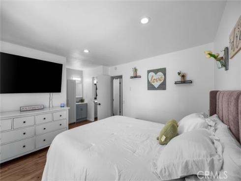 3010 Bradford D , Santa Ana, CA