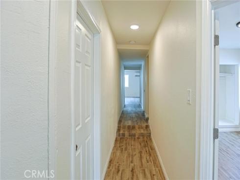 122 N Bewley Street, Santa Ana, CA