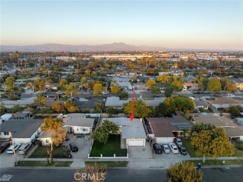 2325 S Shelton , Santa Ana, CA