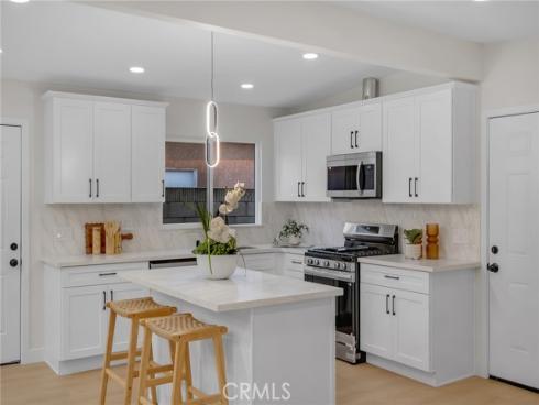 2325 S Shelton , Santa Ana, CA