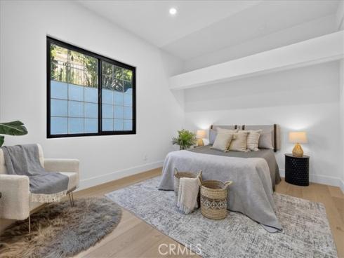 12322 Canyon Terrace, Santa Ana, CA