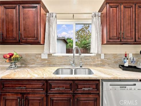 613 N. Raitt St. , Santa Ana, CA