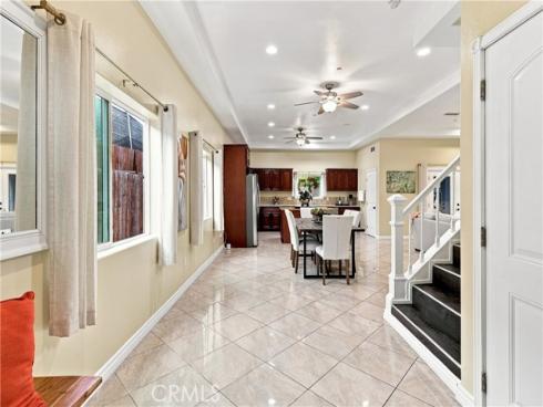 613 N. Raitt St. , Santa Ana, CA