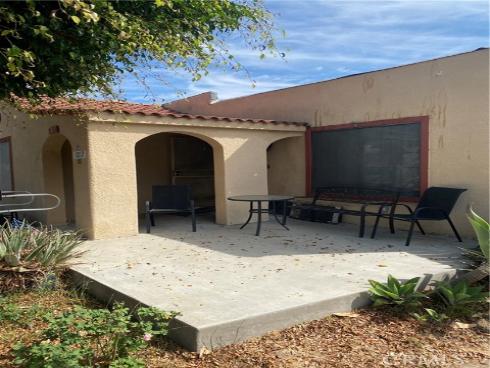 1217 S Van Ness , Santa Ana, CA