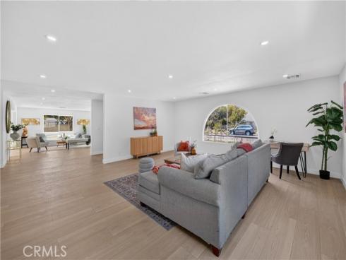 2301 N Lowell , Santa Ana, CA