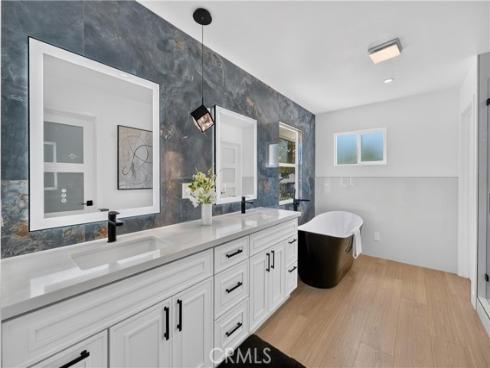 2301 N Lowell , Santa Ana, CA