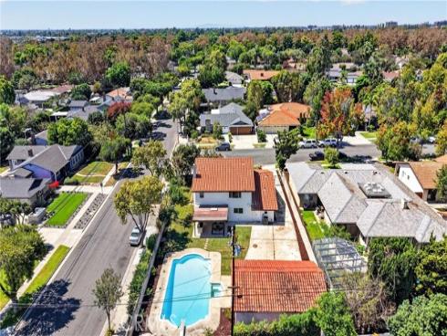 2301 N Lowell , Santa Ana, CA