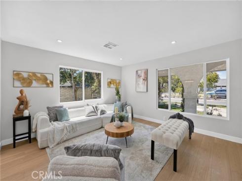 2301 N Lowell , Santa Ana, CA