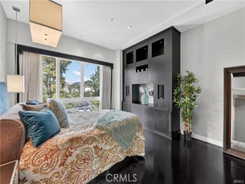 123 E City Place Drive, Santa Ana, CA