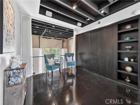 123 E City Place Drive, Santa Ana, CA