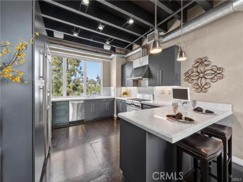 123 E City Place Drive, Santa Ana, CA