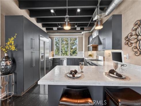 123 E City Place Drive, Santa Ana, CA
