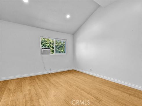 4828 W 5th E , Santa Ana, CA